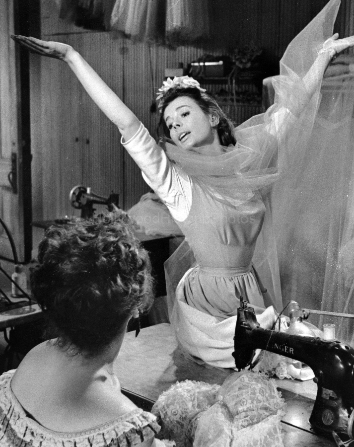 Natalie Wood 1961 1 WM.jpg